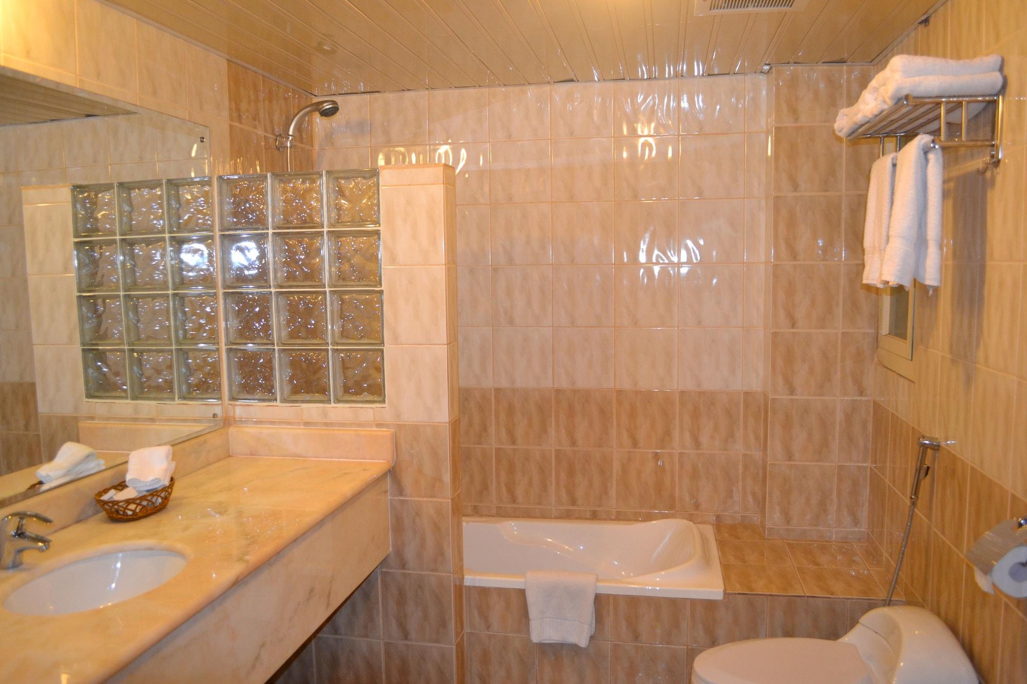 Bilqase Throne Hotel Dammam Exterior foto